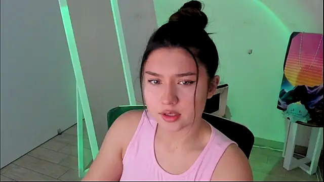 Sandra Curly online show from December 2, 8:10 pm