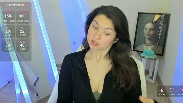 Sandra Curly online show from April 10, 12:45 pm