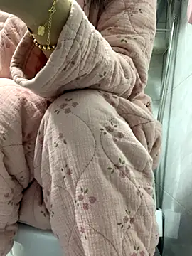 Snapshot of cgooh-611 chatting on November 23, 11:48 pm cgooh-611 online show from November 23, 11:48 pm