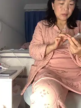 Snapshot of cgooh-611 chatting on November 9, 1:53 am cgooh-611 online show from November 9, 1:53 am