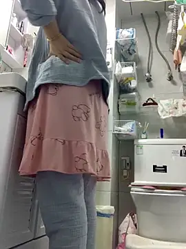 Snapshot of cgooh-611 chatting on October 22, 3:39 am cgooh-611 online show from October 22, 3:39 am