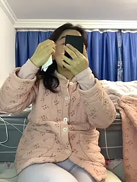 Snapshot of cgooh-611 chatting on February 27, 5:18 am cgooh-611 online show from February 27, 5:18 am