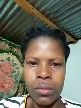 Snapshot of Caramelchick01 chatting on October 20, 11:27 pm Caramelchick01 online show from October 20, 11:27 pm