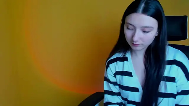 Snapshot of ScarlettVibe_ chatting on October 9, 11:22 am ScarlettVibe online show from October 9, 11:22 am