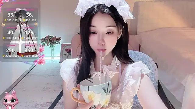 Snapshot of Bella-ox chatting on December 17, 11:43 pm Bella-ox online show from December 17, 11:43 pm