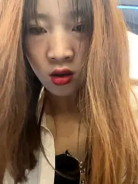 littleqiu online show from September 11, 12:05 pm