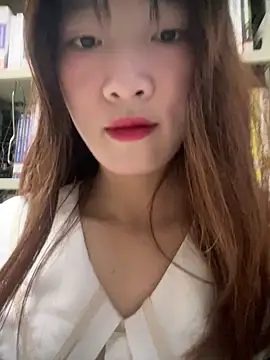 littleqiu online show from September 12, 7:19 am