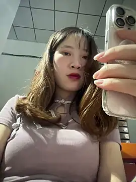 littleqiu online show from September 9, 10:47 am