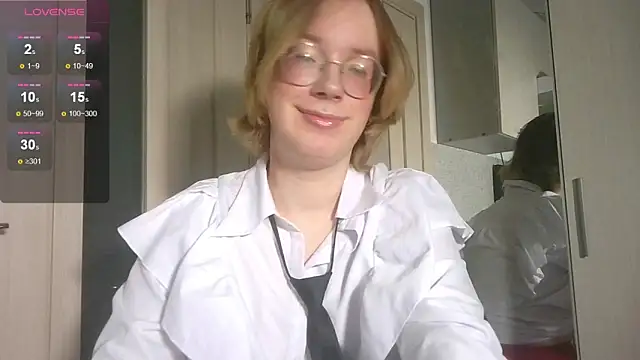 Snapshot of Amanda_Butlerr chatting on February 19, 12:35 pm Amanda Butlerr online show from February 19, 12:35 pm