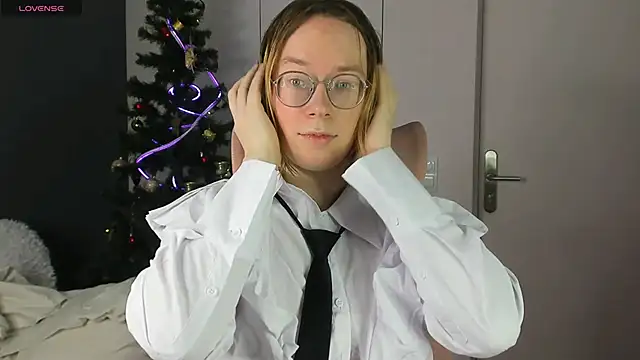 Snapshot of Amanda_Butlerr chatting on January 14, 6:39 am Amanda Butlerr online show from January 14, 6:39 am