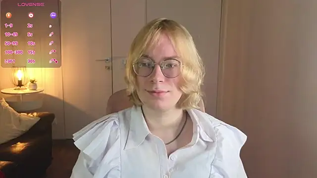 Amanda Butlerr online show from July 5, 8:43 am