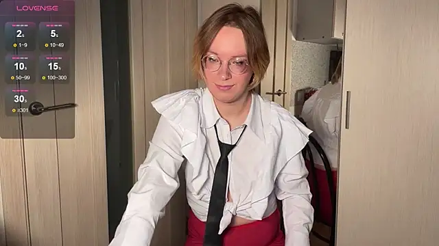 Snapshot of Amanda_Butlerr chatting on February 14, 5:46 pm Amanda Butlerr online show from February 14, 5:46 pm