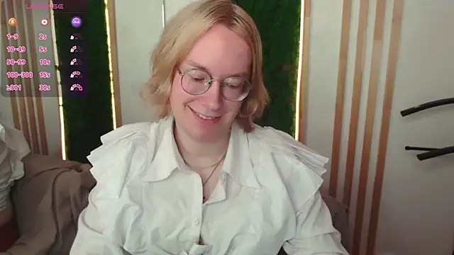 Amanda Butlerr online show from June 24, 2:37 pm