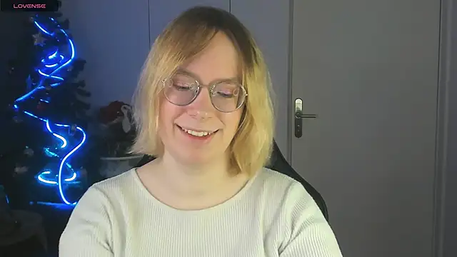 Snapshot of Amanda_Butlerr chatting on December 18, 9:58 am Amanda Butlerr online show from December 18, 9:58 am