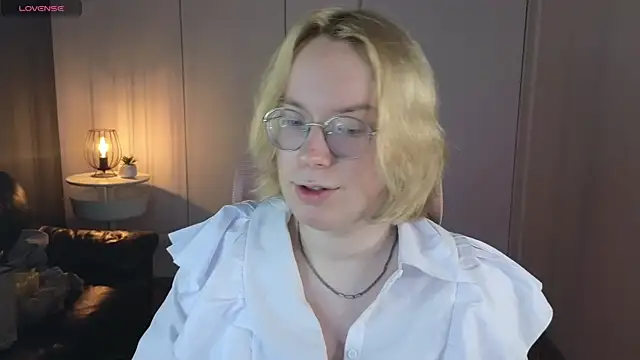 Amanda Butlerr online show from June 28, 3:29 pm