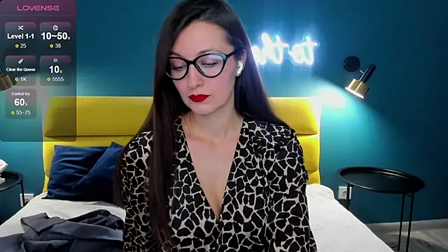 Snapshot of Joan_Nelson chatting on January 19, 1:31 am Joan Nelson online show from January 19, 1:31 am