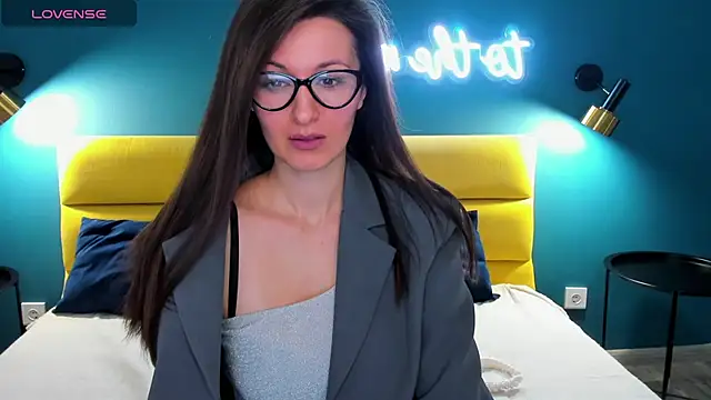 Joan Nelson online show from January 12, 1:23 am