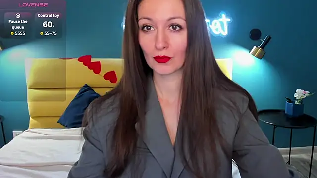 Snapshot of Joan_Nelson chatting on February 25, 1:28 am Joan Nelson online show from February 25, 1:28 am