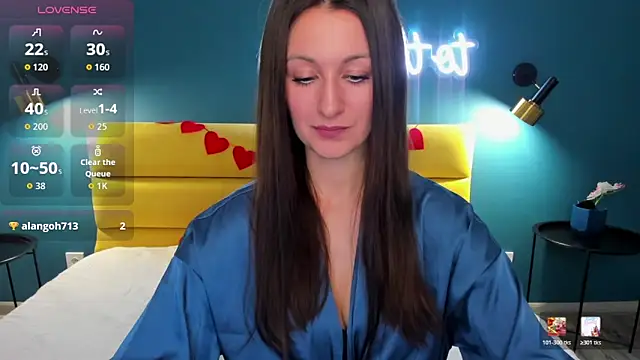 Snapshot of Joan_Nelson chatting on February 18, 1:25 am Joan Nelson online show from February 18, 1:25 am