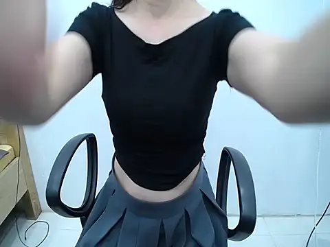  Lady- online show from May 15, 8:18 pm