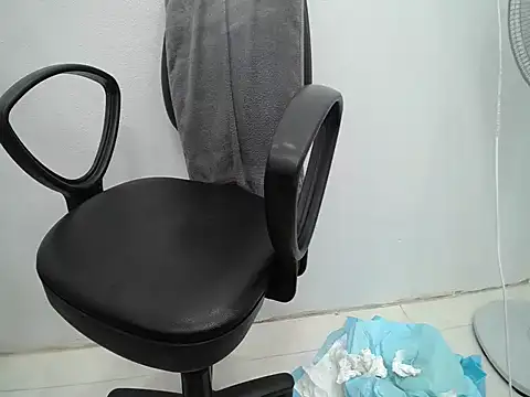  Lady- online show from March 27, 8:26 am