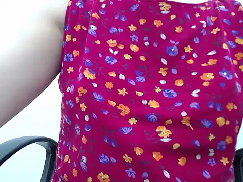 Snapshot of _Lady- chatting on July 14, 1:39 pm Lady- online show from July 14, 1:39 pm