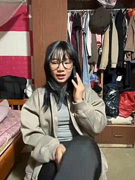 AAANINE22 online show from October 29, 6:12 am