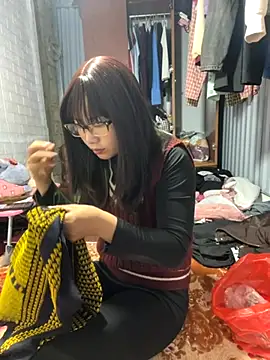 AAANINE22 online show from December 2, 2:01 am