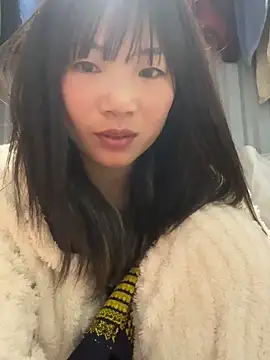 AAANINE22 online show from December 1, 1:56 pm