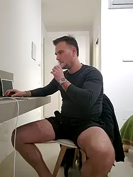 mrlyuis online show from February 26, 2:00 am