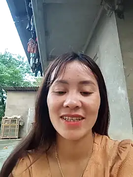 TinTim02 online show from April 3, 11:05 am