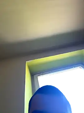 Snapshot of pussyhunter323557 chatting on October 3, 10:06 am pussyhunter323557 online show from October 3, 10:06 am