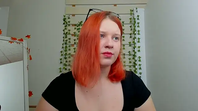 ScarletVixen  online show from October 10, 6:53 pm