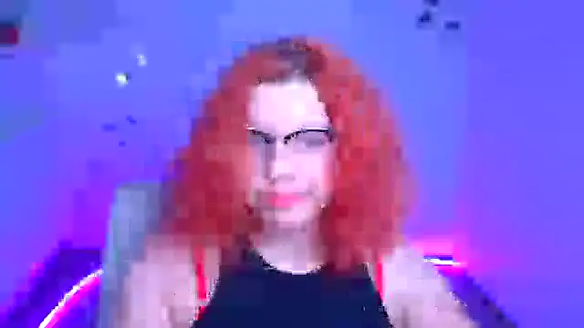 ScarletVixen  online show from September 24, 5:30 pm