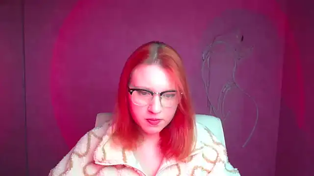 ScarletVixen  online show from September 17, 5:37 pm