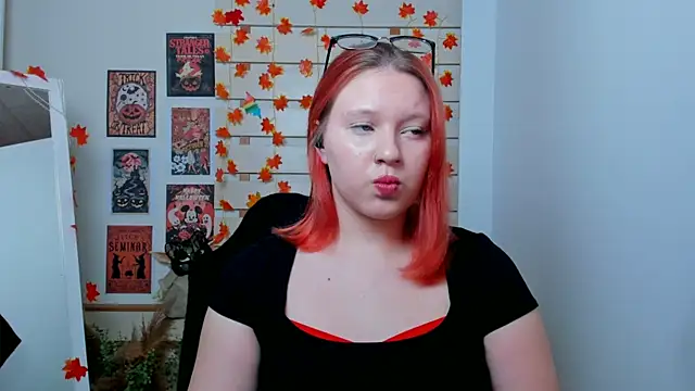 ScarletVixen  online show from October 17, 6:32 pm