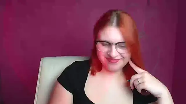 ScarletVixen  online show from September 18, 11:41 pm