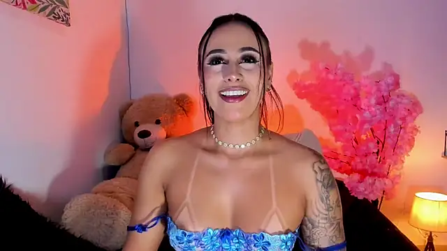 Snapshot of SagiraBelle chatting on July 8, 5:46 pm SagiraBelle online show from July 8, 5:46 pm
