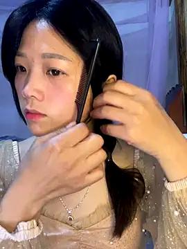 thaoyeuuu online show from September 15, 1:33 pm