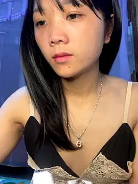 thaoyeuuu online show from September 11, 1:49 am