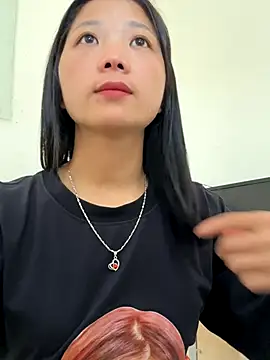 thaoyeuuu online show from October 13, 5:42 am