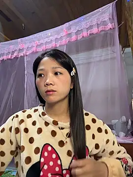 thaoyeuuu online show from November 11, 12:33 pm