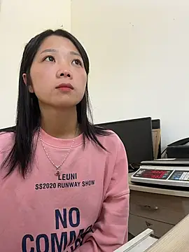 thaoyeuuu online show from October 29, 5:17 am