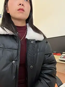 thaoyeuuu online show from December 3, 6:25 am