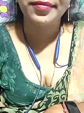 Snapshot of telugu-juliet chatting on November 2, 5:18 pm telugu-juliet online show from November 2, 5:18 pm