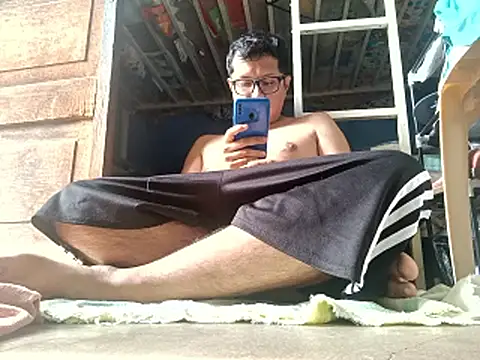 Kj Gigolo online show from April 7, 1:24 pm