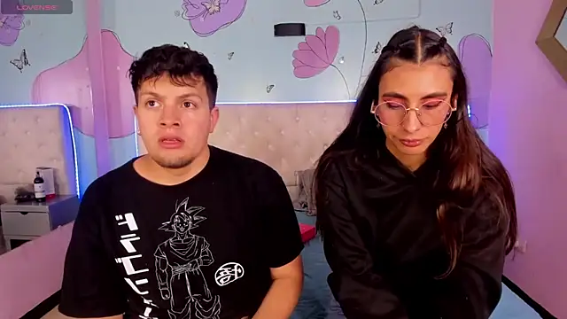 Ethan N Abby online show from January 5, 7:50 pm