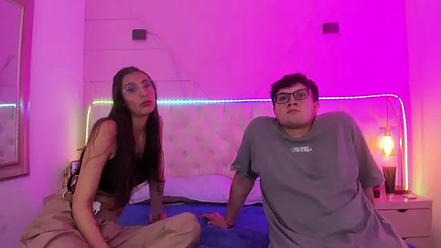 Ethan N Abby online show from March 2, 2:02 pm