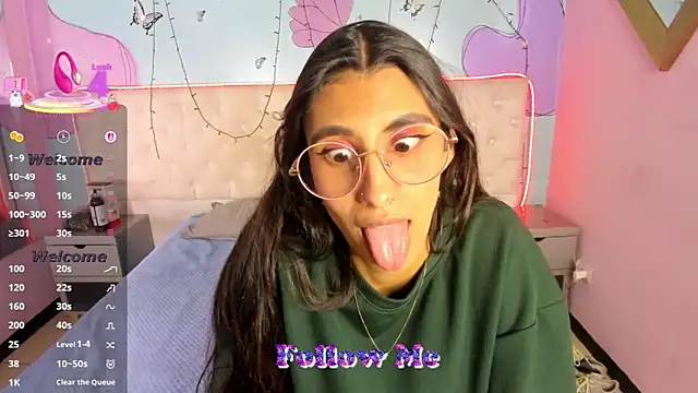 Ethan N Abby online show from January 6, 7:29 pm