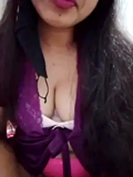 Snapshot of angel_tisha07 chatting on November 10, 12:04 am angel tisha07 online show from November 10, 12:04 am